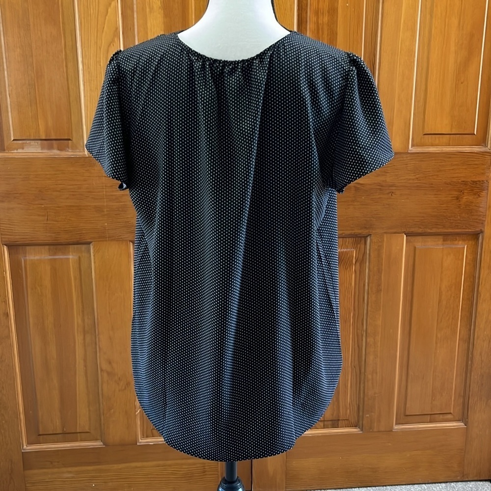 Black & Off-White Dot Blouse - Picture 3 of 4